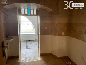 Pronájem obchodního prostoru, Hranice, 29 m2