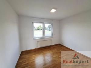 Pronájem bytu 3+kk, Praha - Horní Počernice, V javorech, 63 m2