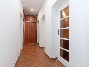Pronájem bytu 2+kk, Praha - Podolí, Jeremenkova, 63 m2