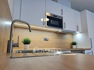 Pronájem bytu 1+kk, Brno, Vzhledná, 22 m2