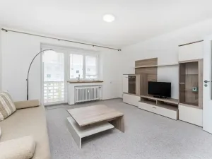 Pronájem bytu 2+1, Hradec Králové, Labská kotlina, 55 m2