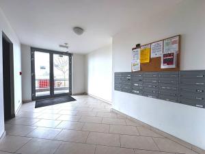 Pronájem bytu 2+kk, Praha - Pitkovice, Pýchavková, 57 m2