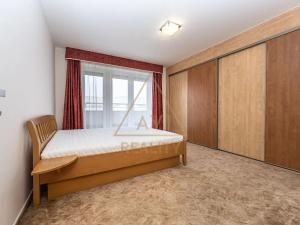 Pronájem bytu 3+1, Praha - Záběhlice, Hyacintová, 100 m2