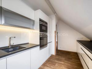 Prodej rodinného domu, České Budějovice, J. Buděšínského, 289 m2