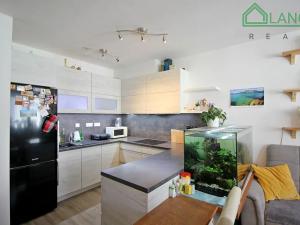Pronájem bytu 2+kk, Brno, Hvozdecká, 47 m2