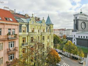 Pronájem bytu 3+kk, Praha - Vinohrady, náměstí Jiřího z Poděbrad, 93 m2
