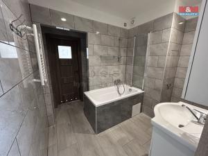 Pronájem bytu 2+1, Žatec, Růžová, 60 m2