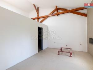 Prodej činžovního domu, Lichnov, 800 m2