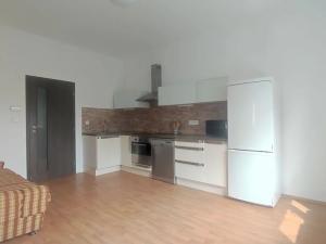 Prodej bytu 3+1, Hradec Králové, Na Kotli, 97 m2