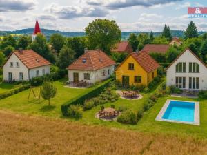 Prodej pozemku pro bydlení, Nechvalice, 6734 m2