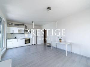 Pronájem bytu 2+kk, Praha - Malešice, Počernická, 52 m2