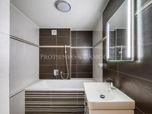 Prodej apartmánu, České Budějovice, J. Buděšínského, 289 m2