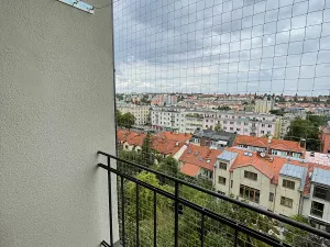 Pronájem bytu 2+kk, Praha - Břevnov, Šlikova, 47 m2