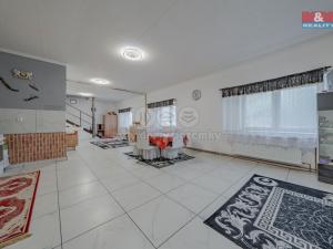 Prodej rodinného domu, Branky, 470 m2