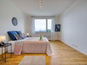 Pronájem bytu 3+1, Chomutov, Vítězslava Nezvala, 65 m2
