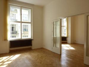 Pronájem bytu 4+1, Praha - Josefov, Kaprova, 135 m2