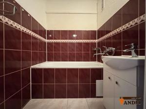 Pronájem bytu 2+1, Karviná, Nedbalova, 57 m2