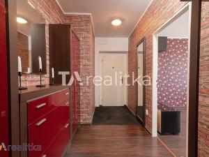 Prodej bytu 2+kk, Ostrava, Na Baranovci, 57 m2