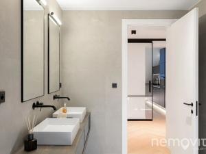Prodej bytu 4+kk, Praha - Karlín, Sokolovská, 183 m2