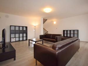 Pronájem rodinného domu, Praha - Řepy, Na Fialce II, 220 m2