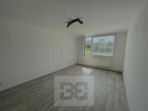 Pronájem bytu 2+kk, Praha - Bohnice, Poznaňská, 45 m2