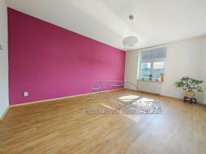 Pronájem bytu 2+1, České Budějovice, Jírovcova, 74 m2