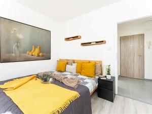 Prodej bytu 2+kk, Praha, Bukovecká, 33 m2