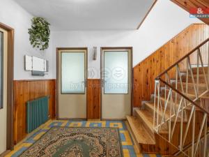 Prodej rodinného domu, Kněževes, Jižní, 140 m2
