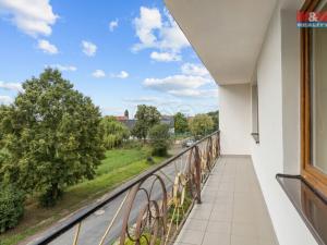 Prodej rodinného domu, Kněževes, Jižní, 140 m2