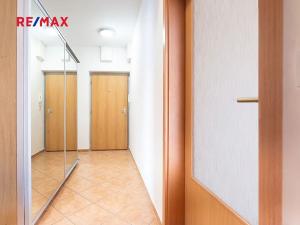 Prodej bytu 1+kk, Praha - Kyje, Federova, 42 m2