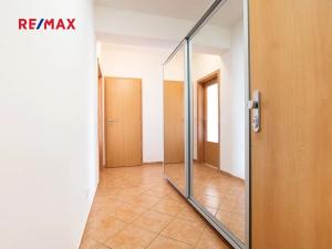 Prodej bytu 1+kk, Praha - Kyje, Federova, 42 m2