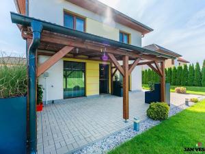 Prodej rodinného domu, Veleň, Sněžná, 144 m2