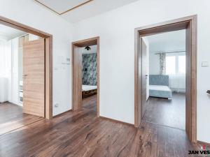 Prodej rodinného domu, Veleň, Sněžná, 144 m2