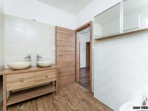 Prodej rodinného domu, Veleň, Sněžná, 144 m2