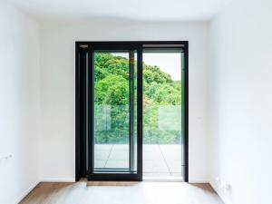 Pronájem bytu 2+kk, Praha - Modřany, Československého exilu, 59 m2