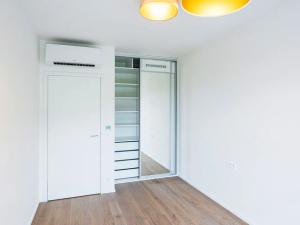 Pronájem bytu 2+kk, Praha - Modřany, Československého exilu, 59 m2