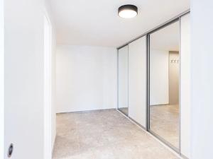 Pronájem bytu 2+kk, Praha - Modřany, Československého exilu, 59 m2