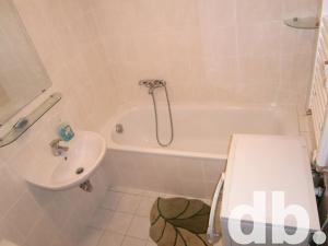 Pronájem bytu 1+1, Karlovy Vary, Nejdlova, 37 m2