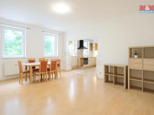 Prodej bytu 3+1, Karlovy Vary - Stará Role, Nerudova, 66 m2