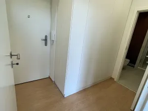 Prodej bytu 1+kk, Praha - Libeň, náměstí Dr. Václava Holého, 29 m2