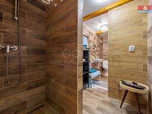 Prodej rodinného domu, Libá, 320 m2