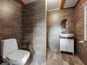 Prodej rodinného domu, Libá, 320 m2