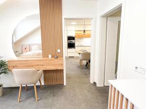 Pronájem bytu 2+1, Praha - Smíchov, Zubatého, 74 m2