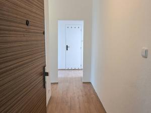 Pronájem bytu 2+1, Brno, Kamínky, 65 m2