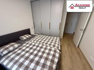 Pronájem bytu 2+kk, Brno, Bystrcká, 42 m2