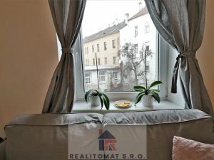 Pronájem bytu 2+kk, Praha - Libeň, Braunerova, 40 m2