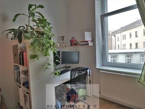Pronájem bytu 2+kk, Praha - Libeň, Braunerova, 40 m2