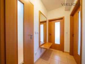 Pronájem bytu 2+kk, Praha - Kolovraty, Preislerova, 54 m2