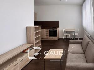 Prodej bytu 2+kk, Praha - Hlubočepy, Geologická, 34 m2