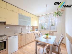 Prodej bytu 3+1, Liberec, Burianova, 74 m2